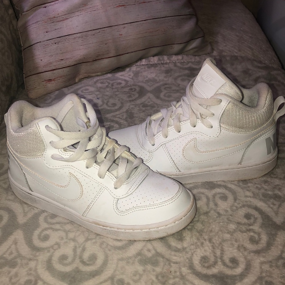Nike shoes